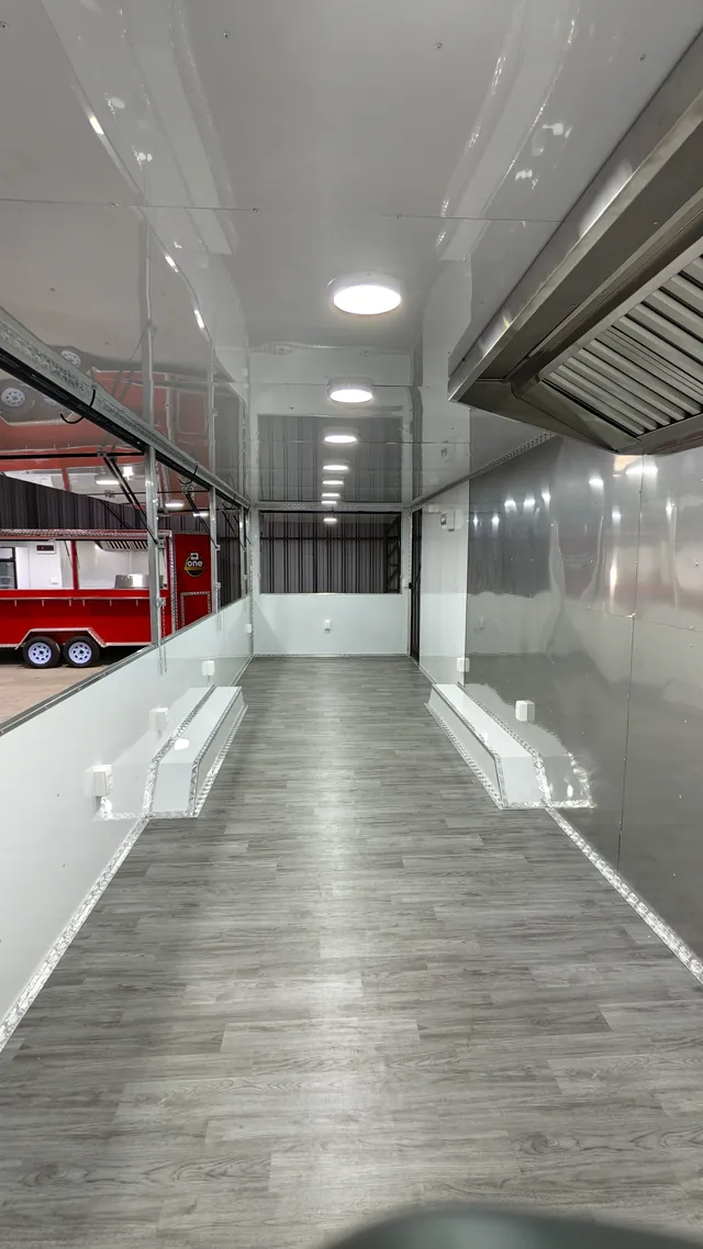 FOOD TRUCK 10 × 2.50 metros · fotografía 5
