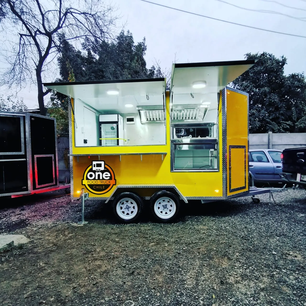 FOOD TRUCK 3.70 × 2 metros · fotografía principal