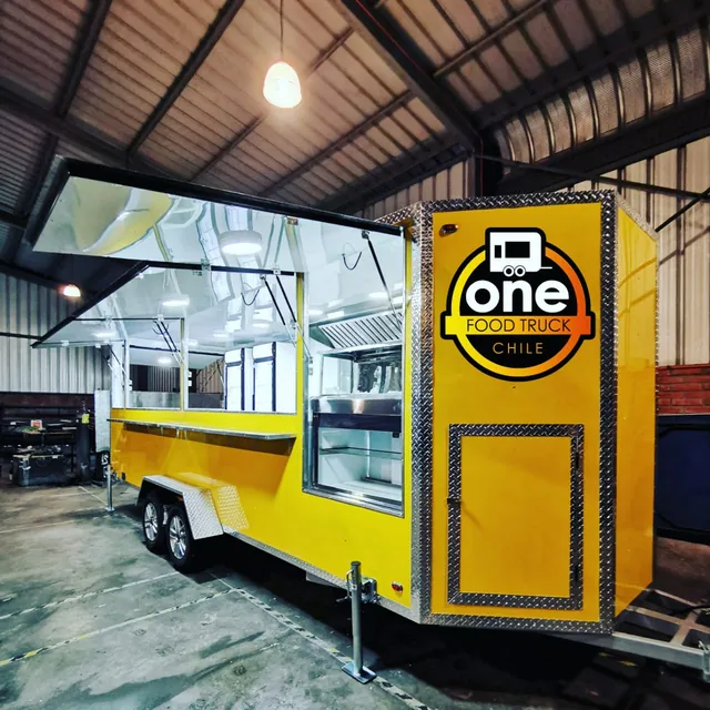 FOOD TRUCK 6.70 × 2 metros · fotografía 3