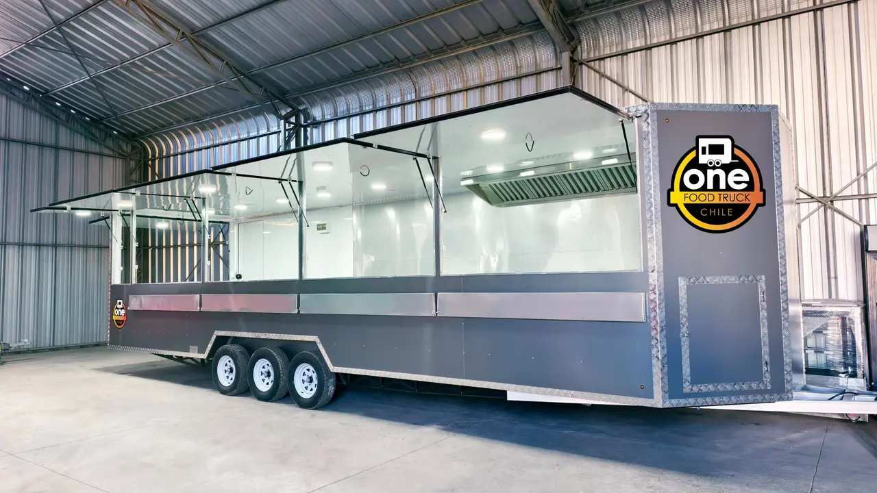 Food truck gris ONE Food Truck Chile